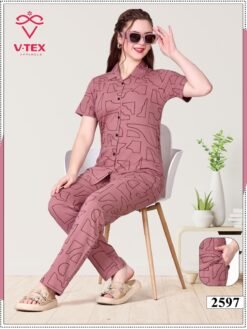Alternative view of Night Suit_2597